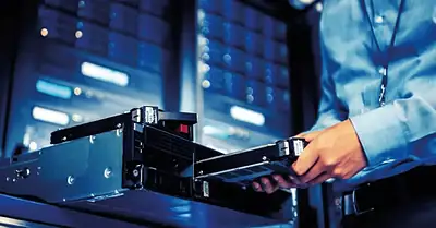 Cómo Proteger tus Equipos con Sistemas de Energía Ininterrumpida (UPS) 3
