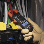 Amperímetro Digital de Gancho de Rango Automático de 400 A CA. CL120-AD-4-l-1
