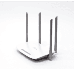 Router Inalámbrico ISP / Doble Banda AC1200 / 4 Antenas Externas / 3 Puertos LAN 10/100/1000 Mbps / 1 Puerto WAN 10/100/1000 Mbps / Compatible con AgiNet Config - AgiNet ACS (herramienta gestión) EC220G5-AD-2-l