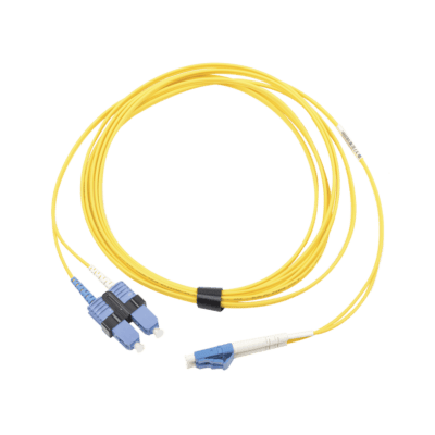 Jumper de Fibra Óptica Monomodo (OS2), XGLO, LC/UPC-SC/UPC Duplex, OFNR, Color Amarillo, 3 Metros (9.84 Pies)