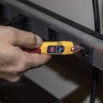 Detector de Voltaje sin Contacto tipo Lápiz, de Doble Rango de 12 a 1000 V CA o de 70 a 1000 V CA. NCVT2P-AD-2-l