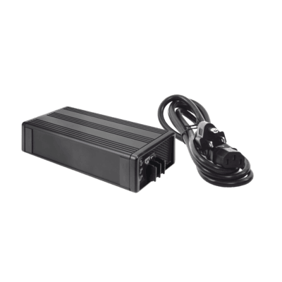 Cargador para Baterías de Plomo Ácido y Litio / 13.5A / 12V / Bancos de 55 a 180 Ah/ Con cable de alimentación