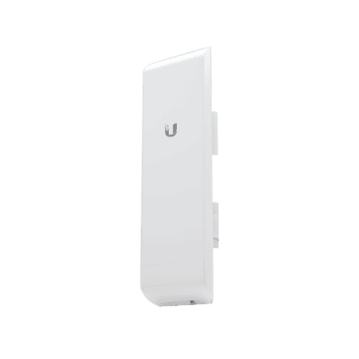 NanoStation airMAX M2 CPE,  hasta 150 Mbps, frecuencia 2 GHz (2412-2462 MHz) con antena integrada de 11 dBi
