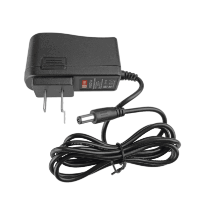 Fuente de Poder de 6 Vcc / 1 A / Voltaje de Entrada de 100-240 Vca / Para Usos Múltiples/  Video Vigilancia, Acceso, Asistencia, Alarmas, Etc.