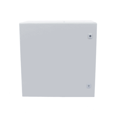 Gabinete de Acero IP66 Uso en Intemperie (600 x 600 x 300 mm) con Placa Trasera Interior Metálica y Compuerta Inferior Atornillable (Incluye Chapa y Llave T).
