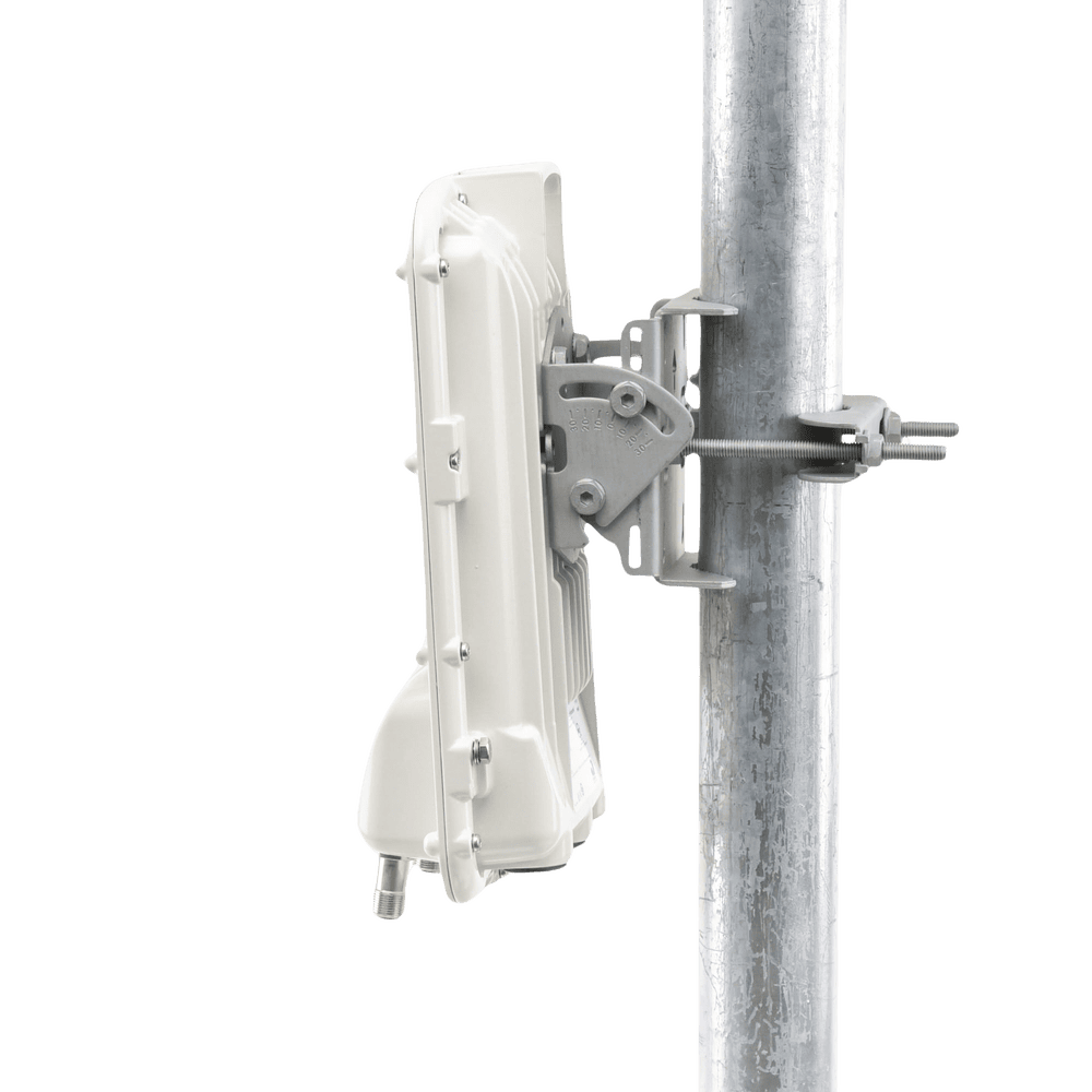 PTP670CE-AD-1-l Backhaul radio conecterizado, 4.9-6.05 GHz PTP/HCMP/ 450 Mbps Reales, incluye fuente avanzada AC/DC / Hasta + 80 km - (C050067H008C) PTP-670CE 2