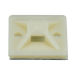 Montaje-Sujetador Adhesivo STRONGHOLD de 4 Vías de 3/4" x 3/4" x 1/4", Color Natural, Nylon 6.6 Retardante de Llamas V-2, Paquete de 100pz SMP12AC-l