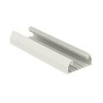 Base para canaleta T-70, de PVC rígido, con orificios perforados para montaje, 103.3 x 44.9 x 2400 mm, Color Blanco Mate T70BIW8-LAT-DER-l