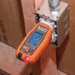 Probador de Tomacorrientes con Interruptor de Falla a Tierra (GFCI) con pantalla LCD. listado_0S400-52