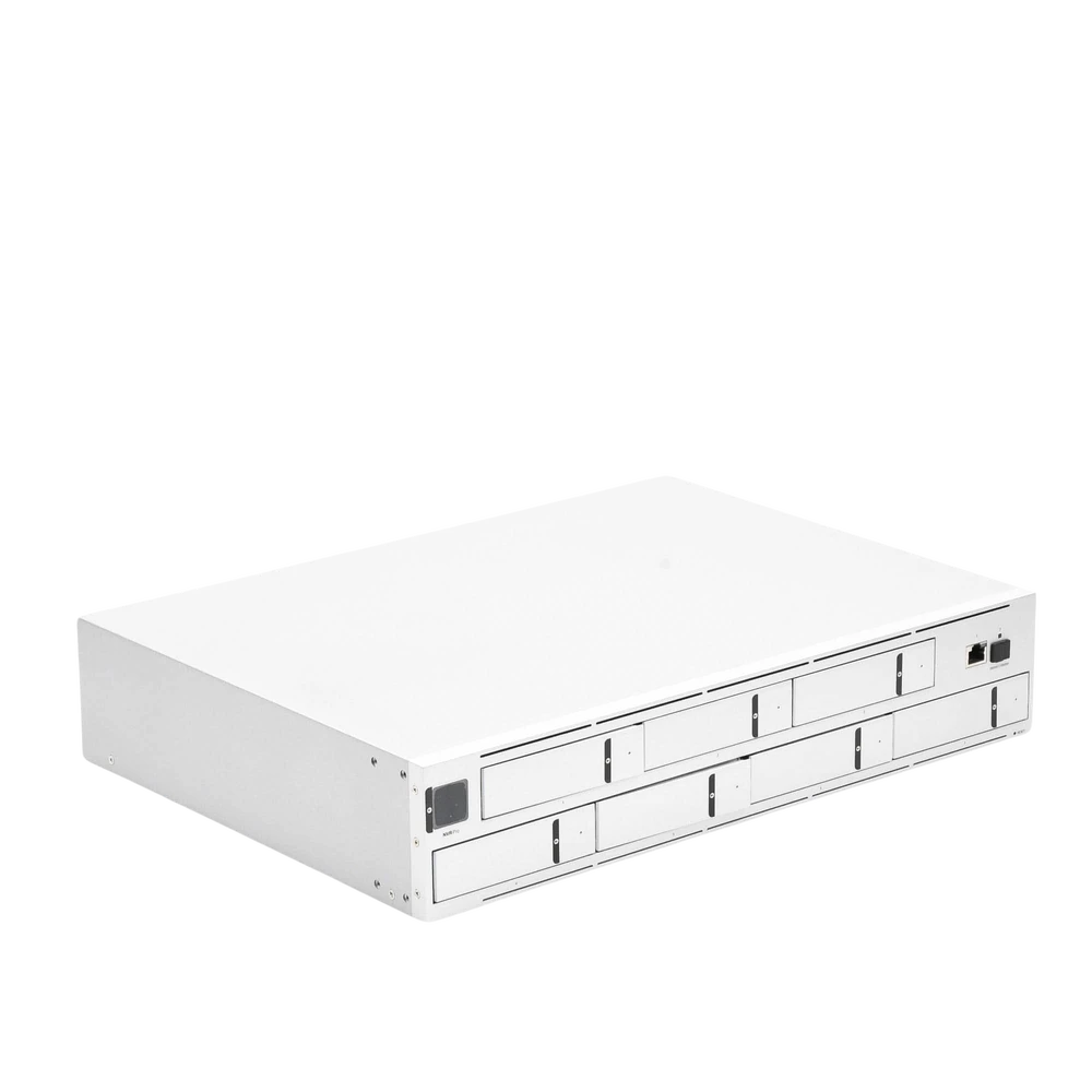 UNVRPRO-AD-6-l NVR PRO UniFi Protect, con bahía para 7 discos duros, almacena hasta 20 cámaras 4k o 60 cámaras 1080p, pantalla táctil UNVR-PRO 7