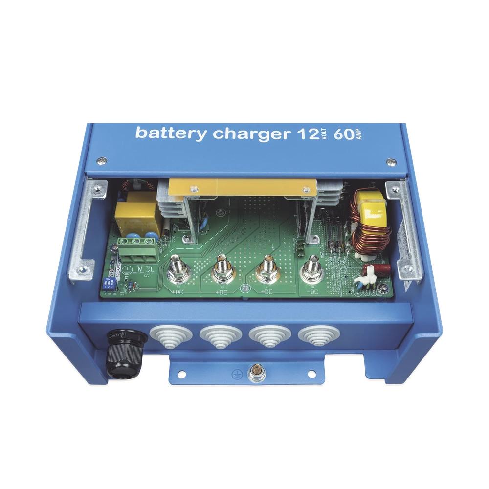 CC24_60-AD-2-l Centaur 24/60 / Cargador de Baterías 24V, 60A / Para Ambientes Marinos y Terrestres. / Bancos de 140 a 600 Ah CC24/60 6