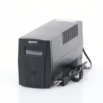 UPS de 600VA/360W / Topología Línea Interactiva / Entrada y Salida 120 Vca / Clavija NEMA 5-15P / 4 Tomas NEMA 5-15R EPU600LCD-AD-10-l