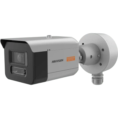 Bala IP 8 Megapixel / Lente Mot. 2.7 a 13.5 mm / Polimero Anticorrosivo (Ideal para Zonas Costeras o Alta Salinidad) / ColorVu / Dual Light (50 mts IR + 50 mts Luz Blanca) / WDR 130 dB / Exterior IP68 / IK10