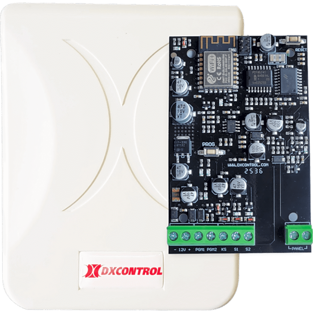 Comunicador Wi-Fi para Panel de Alarma / Control Remoto Bidireccional / 2 Salidas Domóticas / Notificaciones Push / Doble Banda 2.4 GHz / Compatible Contact ID DX-FULL-WIFI 1