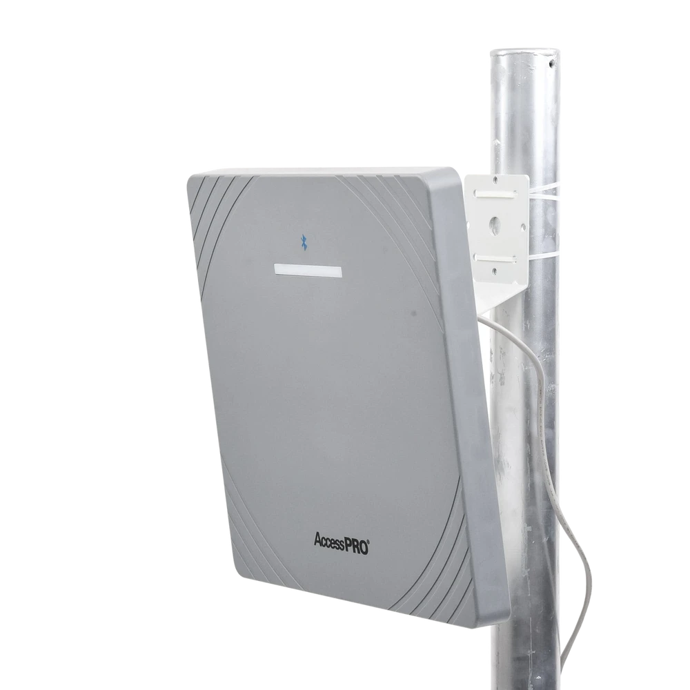 PRO12RFBLU-AD-4-l Lector RFID UHF / Alcance 12 m (39.4 ft) / Antena 12 dBi / Bluetooth / Wiegand 26 Bits / -20 a 80 °C PRO12RFBLU 4