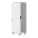 Gabinete Rack de Piso / 42U / 600 x 800 mm (23.6 x 31.5 in) / Carga Estática 800 kg (1763.7 lb) / Puerta Perforada / Ventiladores Integrados / Ruedas con Seguro sec_5_2S1000-13